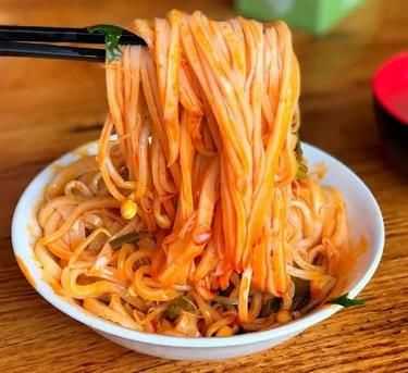 秦镇风味-小卢米皮店